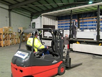 Foto: EVAG und Siemens AG: Mittlerweile sind die ersten Sendungen der Lieferanten in den
baustellennahen Logistikstandorten angekommen
